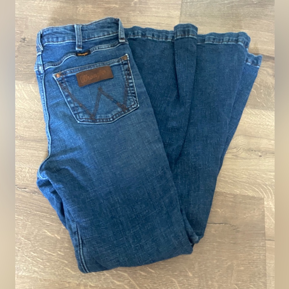 28x32 wrangler bell bottoms